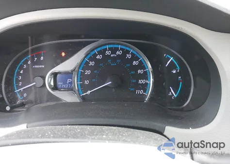 2012 Toyota Sienna Xle V6 8 Passenger z USA, uszkodzony, nr VIN 5TDYK3DC4CS245890